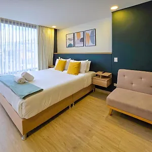  Apartment The Hood 102, Modern And Luxury